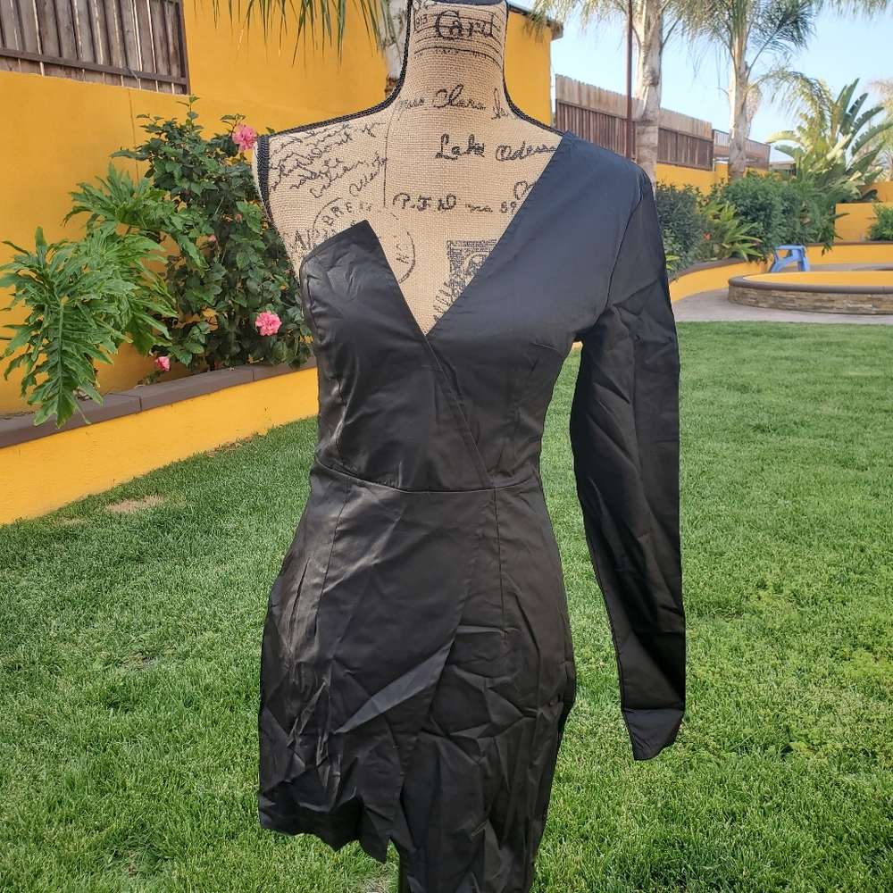 One shoulder dress